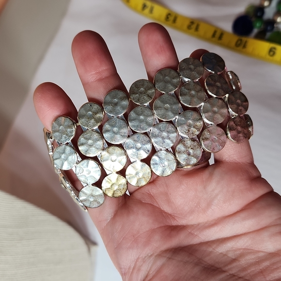 $5☃️Lot of 6 Fashion Jewelry 2 Necklaces & 4 Bracelets Green Themed Shell - Picture 7 of 15